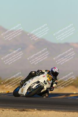 media/Dec-07-2024-CVMA (Sat) [[21c5f1ef85]]/Race 13-Amateur Supersport Middleweight/